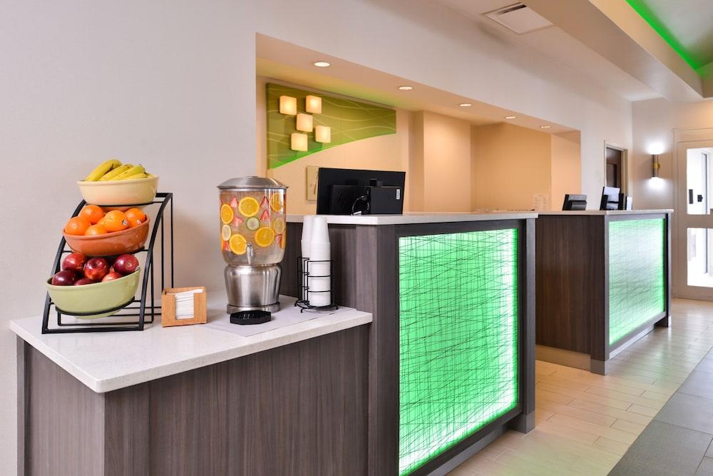 Holiday Inn Hotel & Suites Rochester - Marketplace By Ihg Exteriör bild